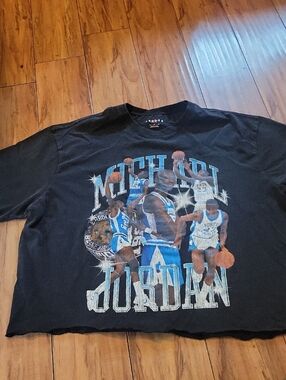 Nike Black Michael Jordan Graphic Short Sleeve Tee Cropped